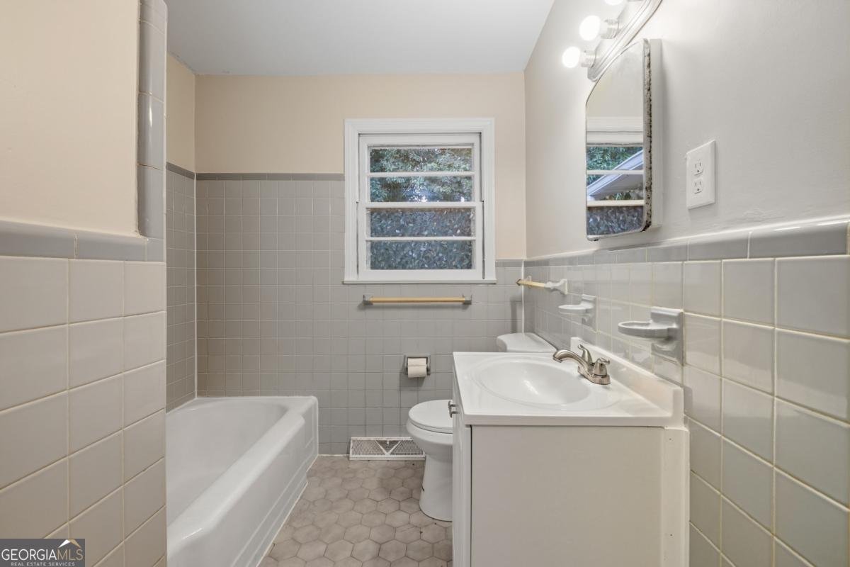 14 MITCHELL Circle Rome - 10