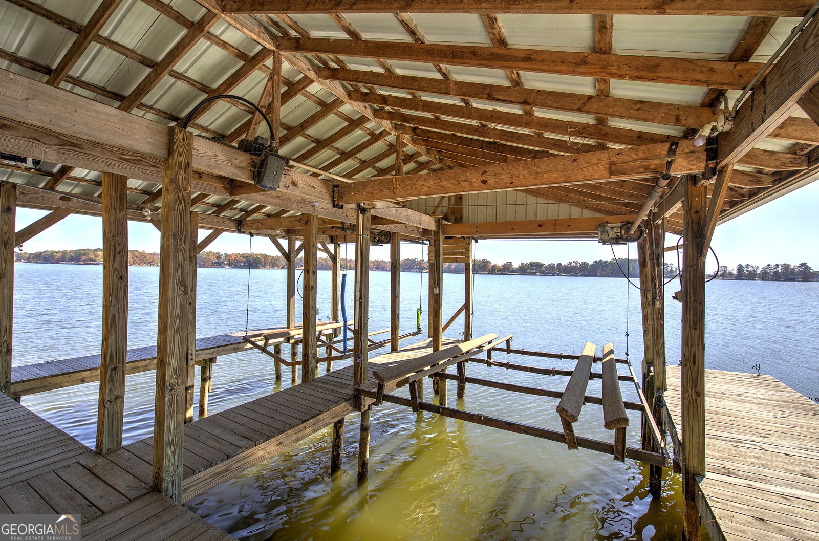 1004 County Road 146 Leesburg - 43