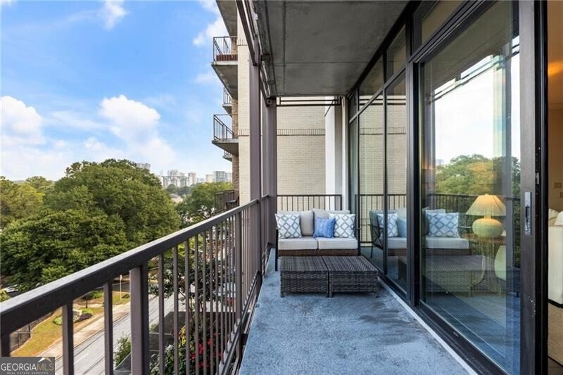 2233 Peachtree Road Atlanta - 19