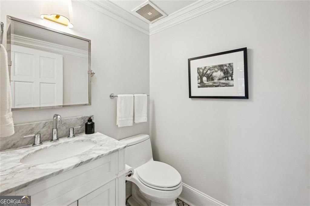 2765 Peachtree Road Atlanta - 26