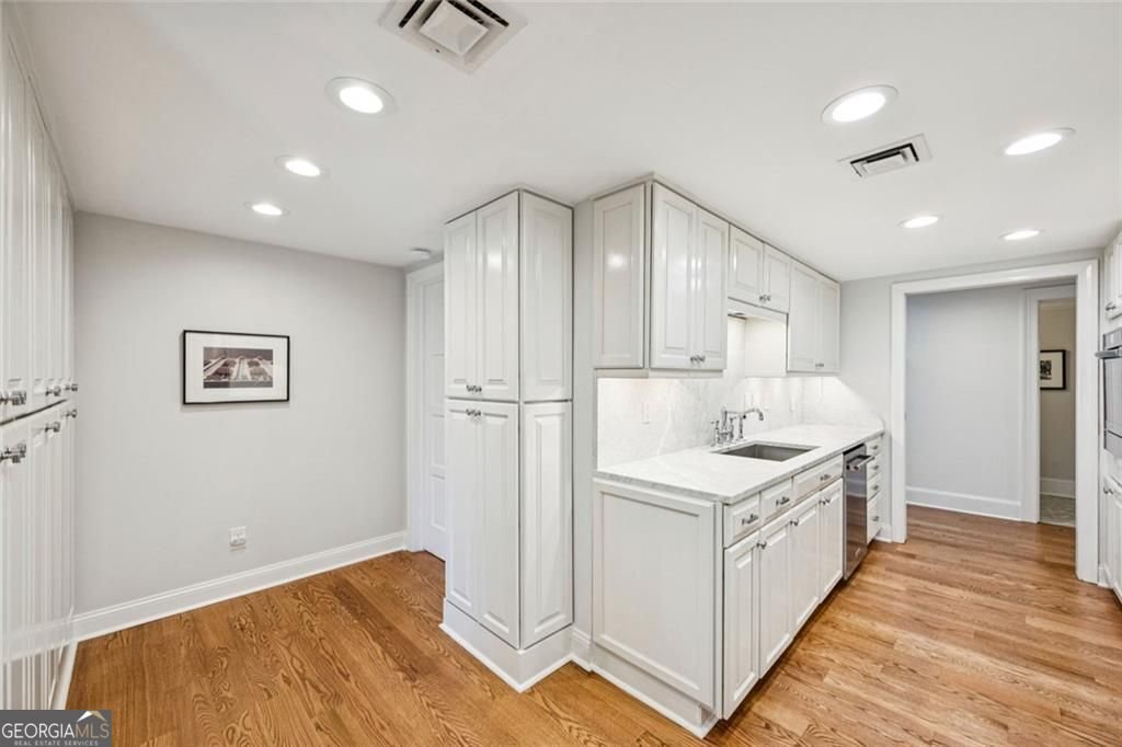 2765 Peachtree Road Atlanta - 9