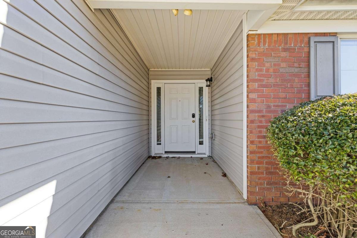 1102 Noble Oak Court Lawrenceville - 4