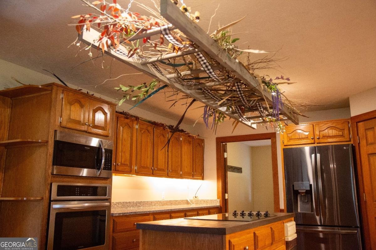 5407 Us Hwy 221 Uvalda - 5