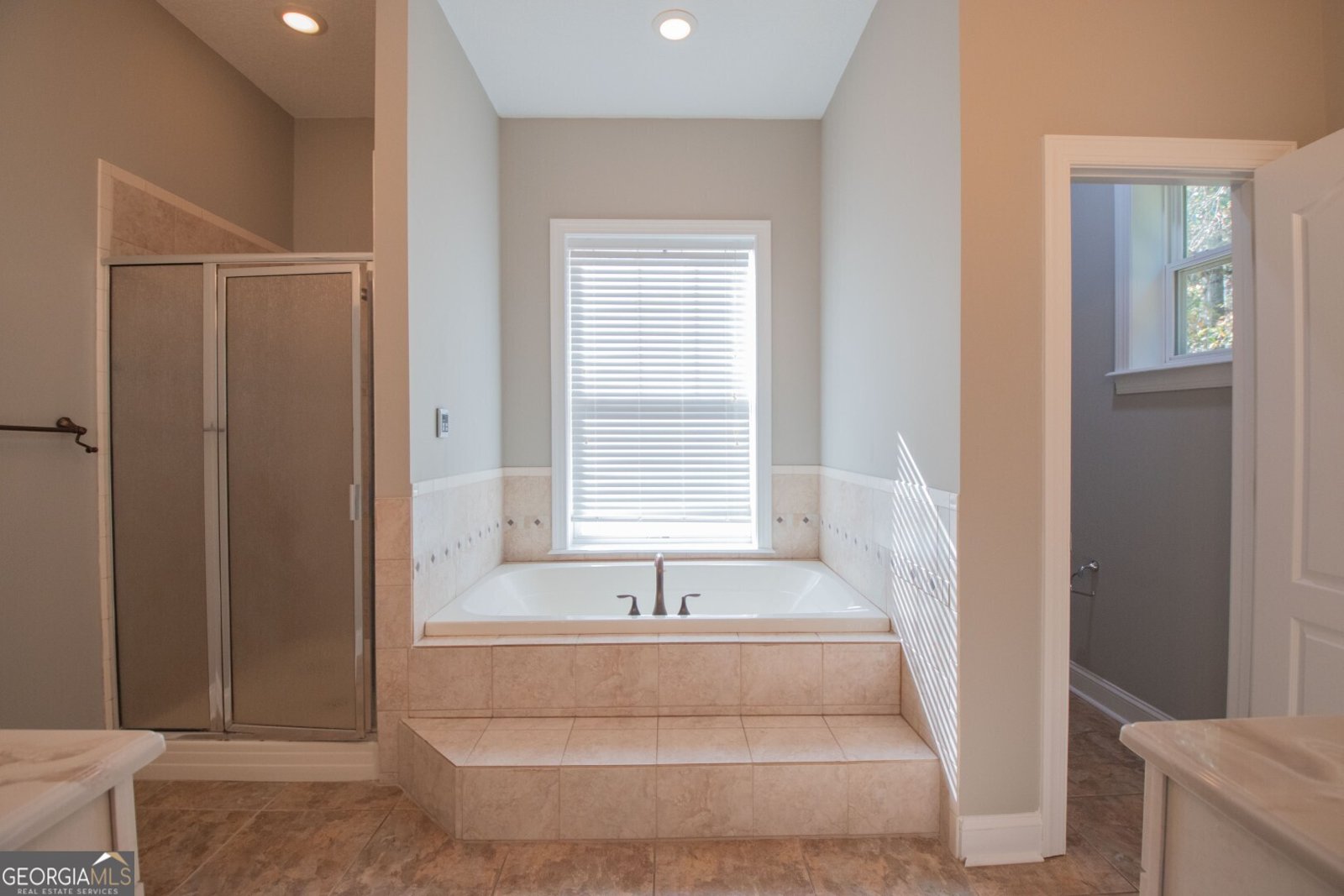 98 Josephs Court Kingsland - 25