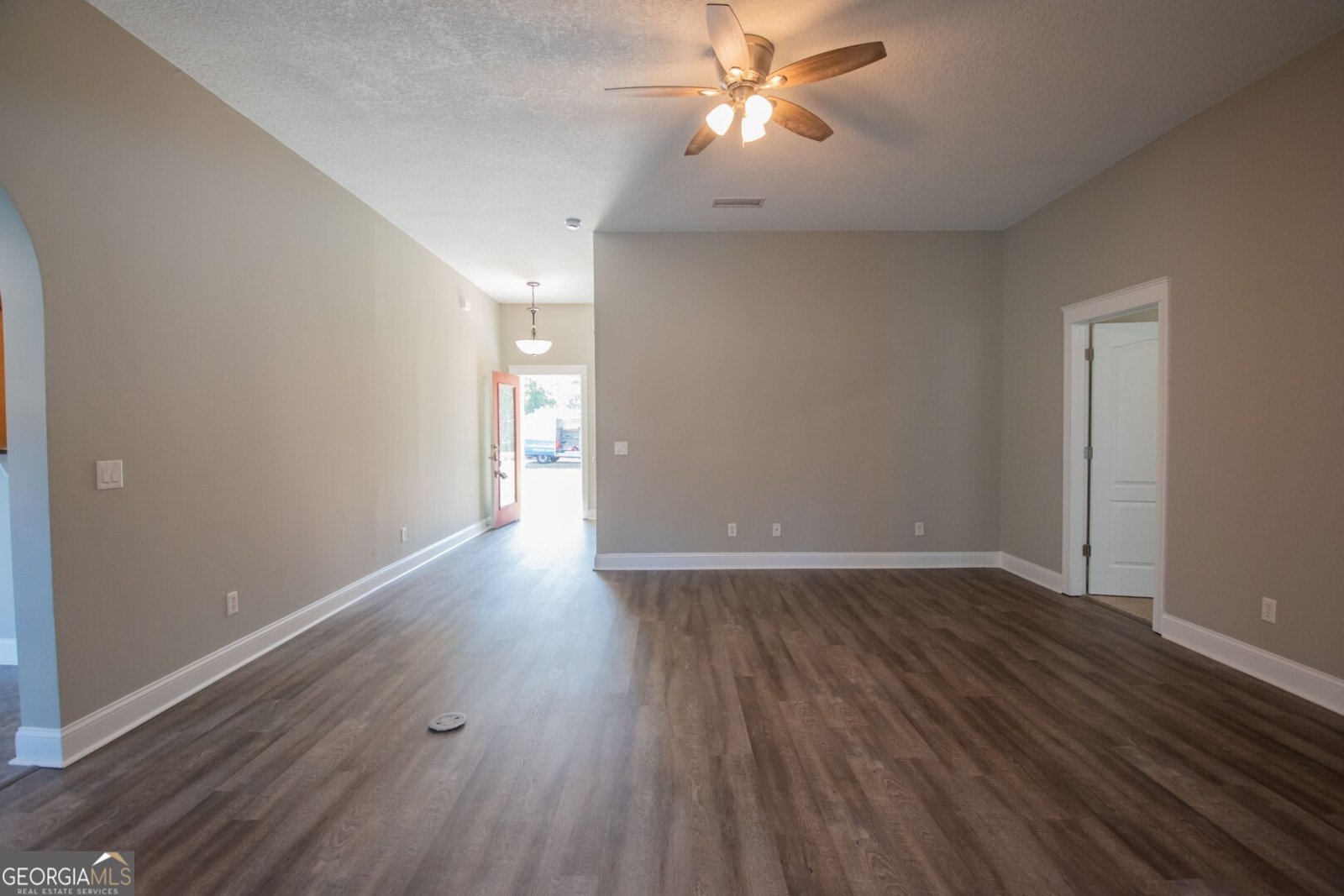 98 Josephs Court Kingsland - 65