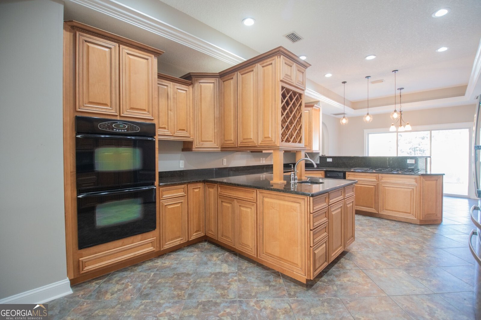 98 Josephs Court Kingsland - 83