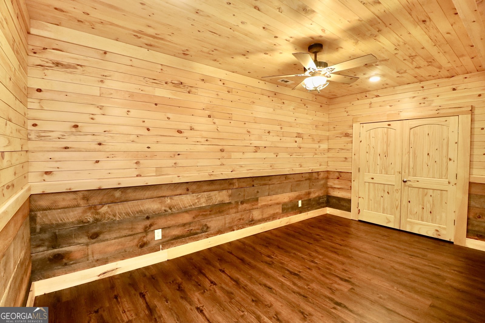 2830 Holcomb Drive Martin - 27