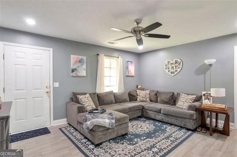 6707 SPRING HEAD Drive Flowery Branch - 4