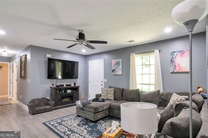 6707 SPRING HEAD Drive Flowery Branch - 5