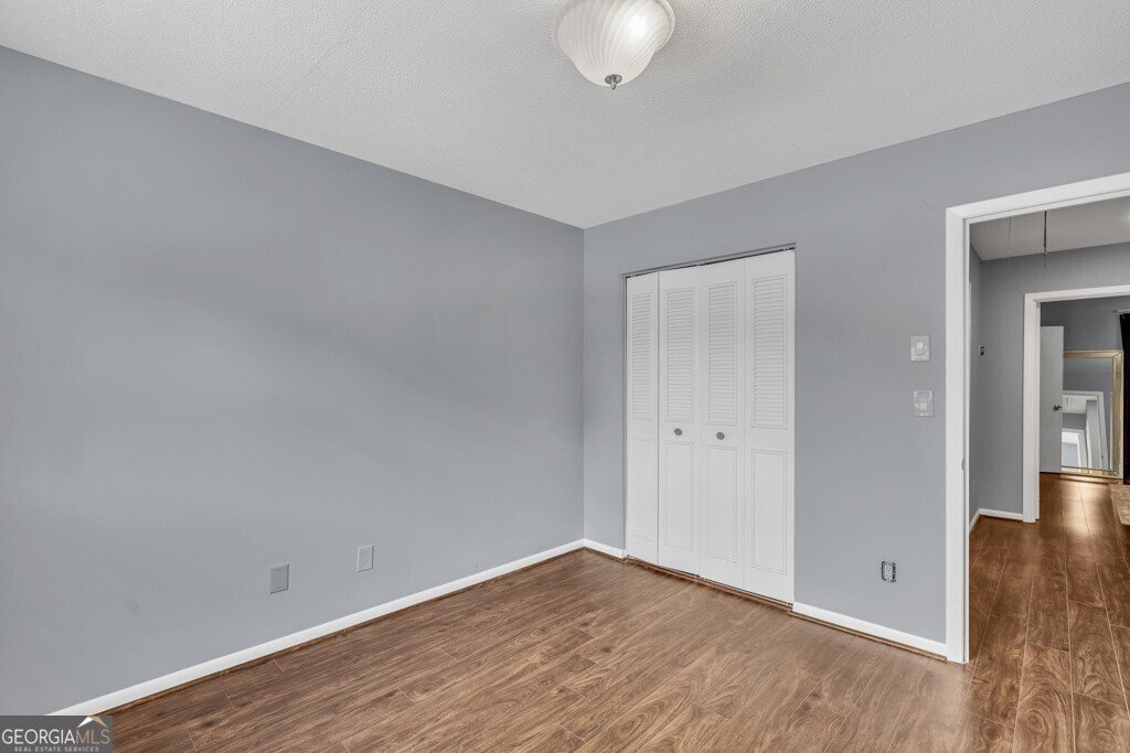 7307 Cardigan Circle Sandy Springs - 14