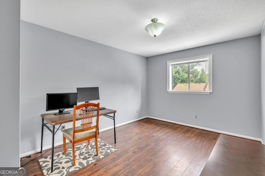 7307 Cardigan Circle Sandy Springs - 19