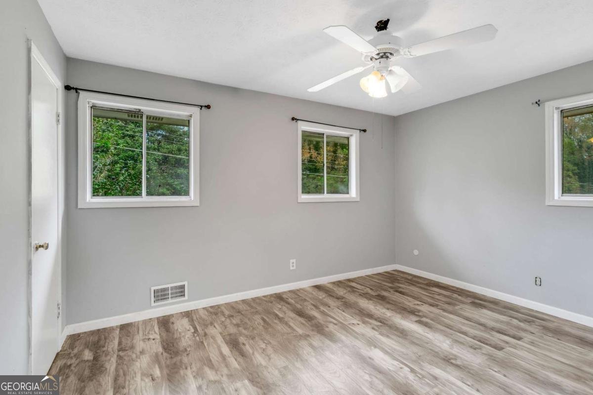 927 Slash Pine Road Forest Park - 16