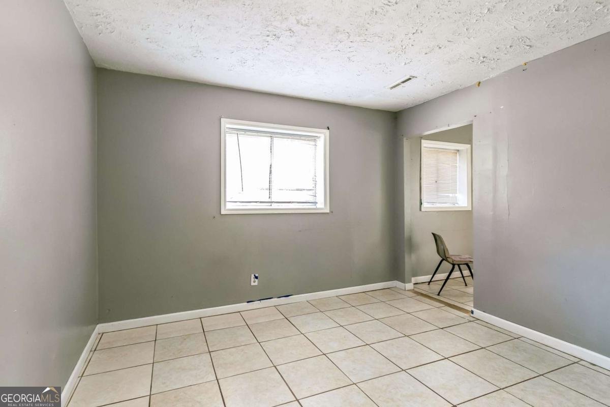 927 Slash Pine Road Forest Park - 9