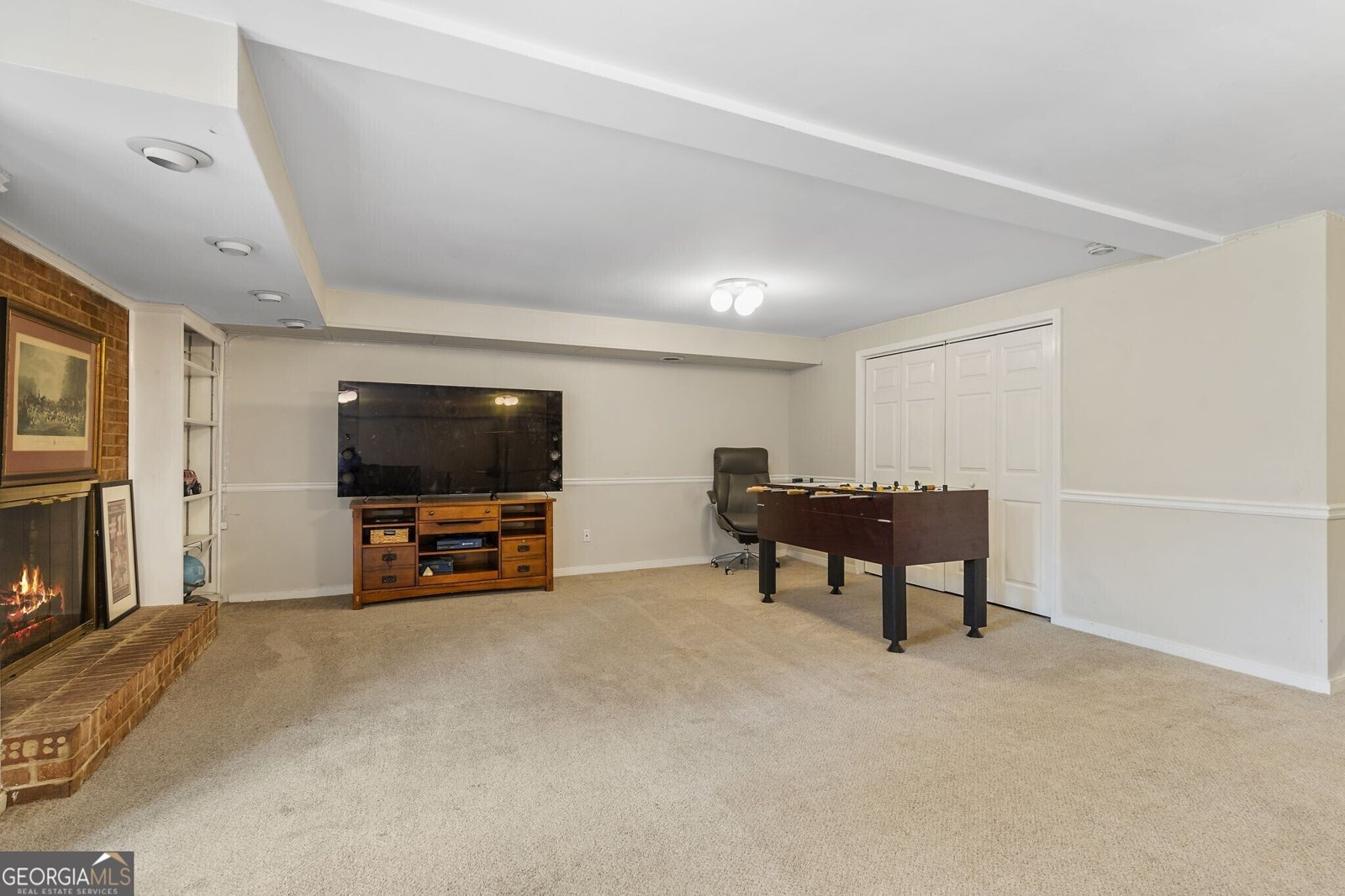 6915 Hunters Knoll Sandy Springs - 1