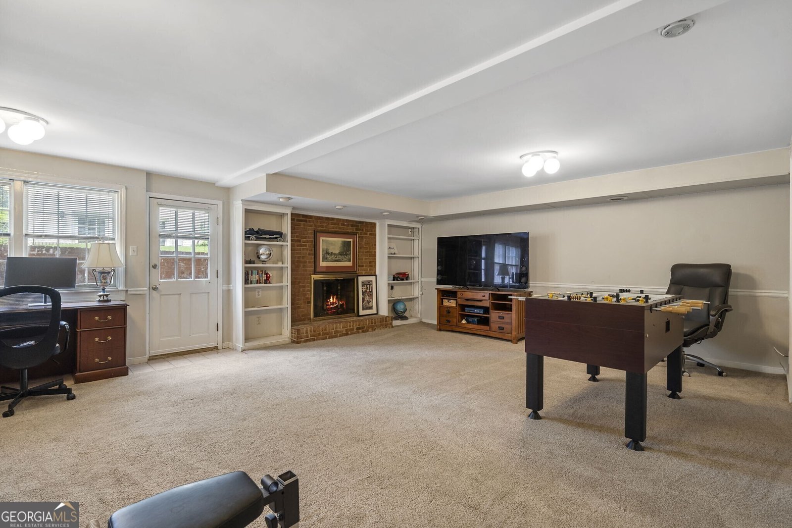 6915 Hunters Knoll Sandy Springs - 2