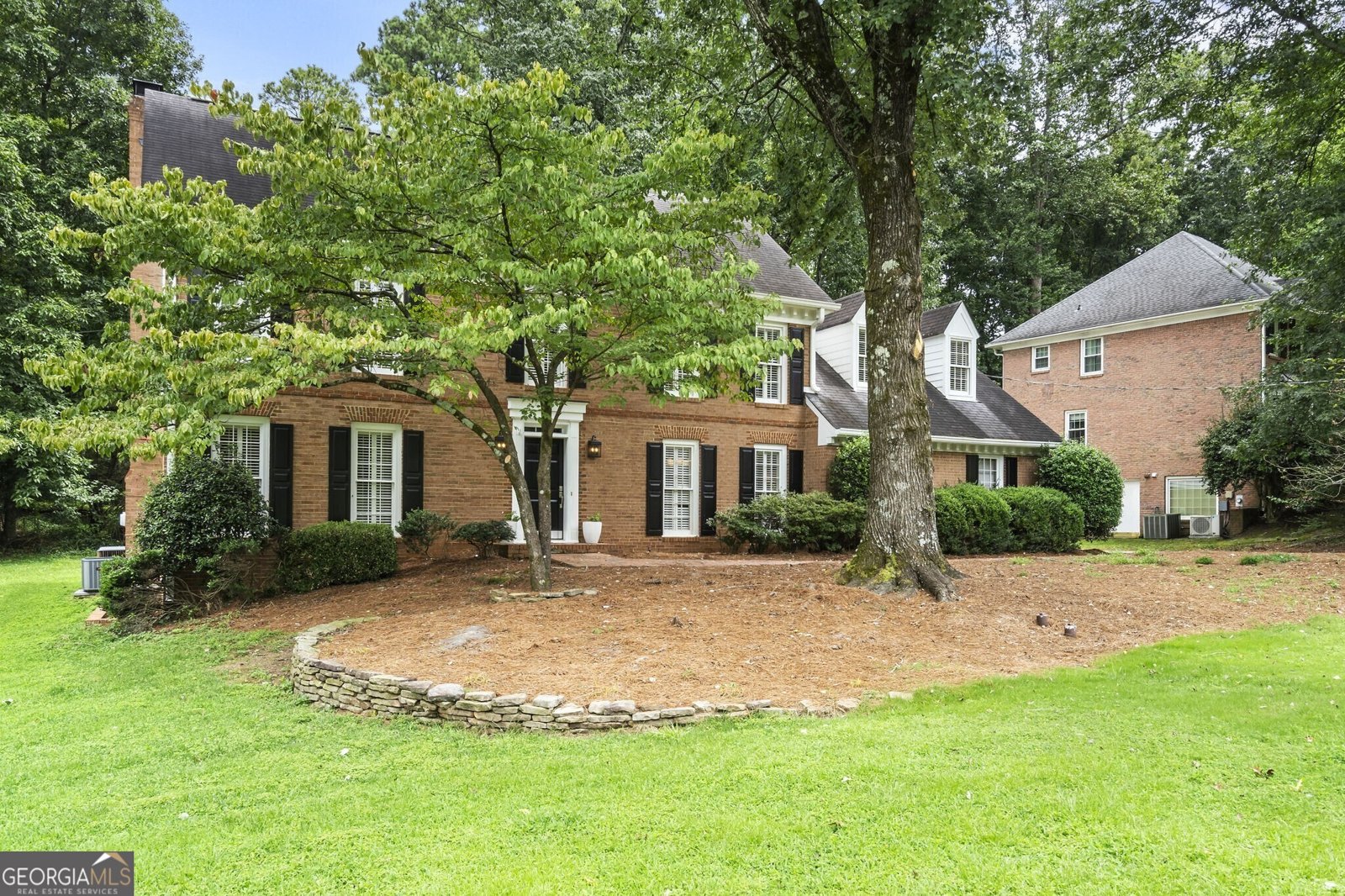 6915 Hunters Knoll Sandy Springs - 6