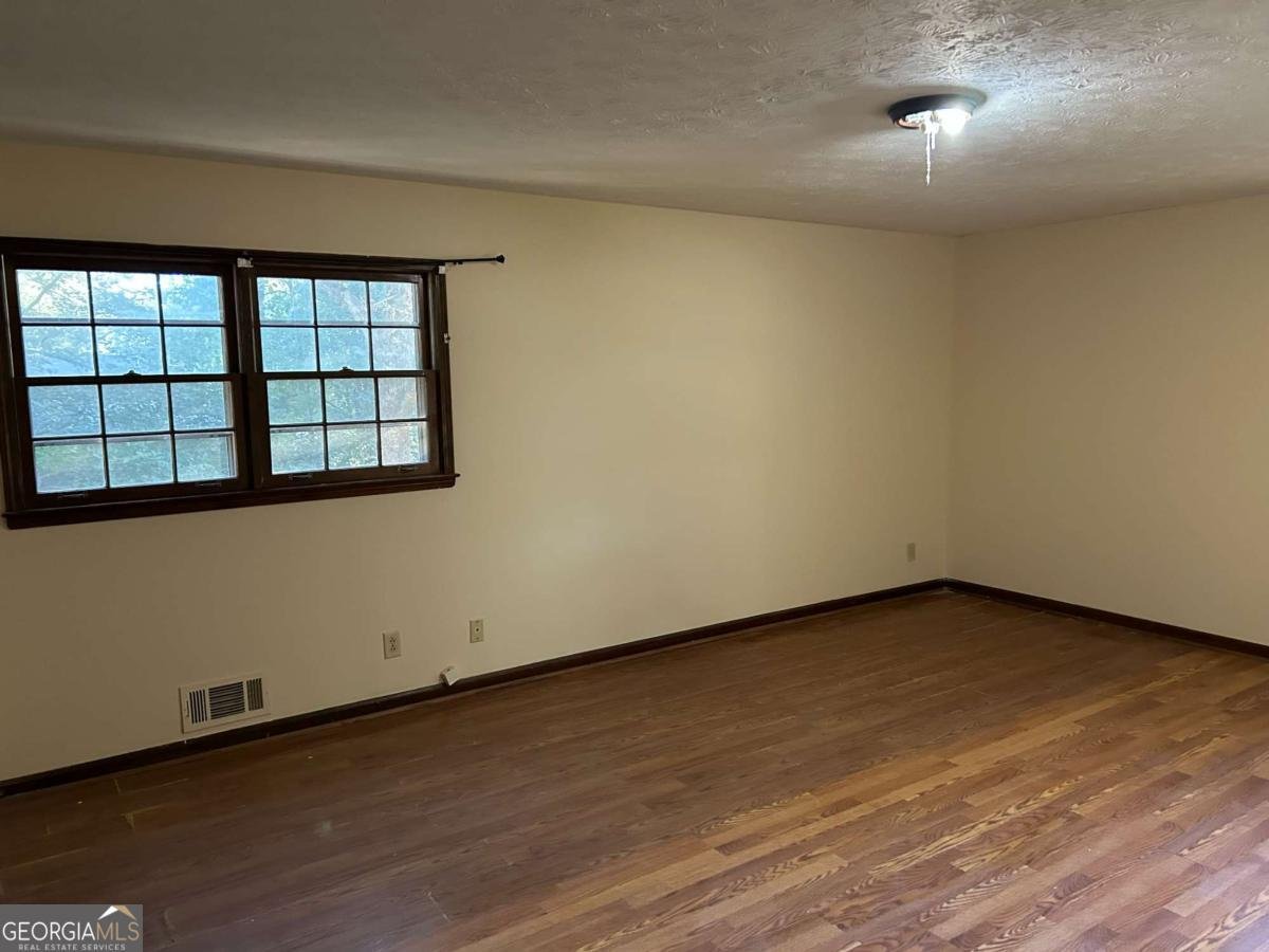 1530 OLEANDER Lane Lilburn - 5