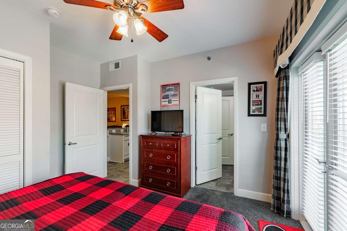 250 Broad Street Athens - 11