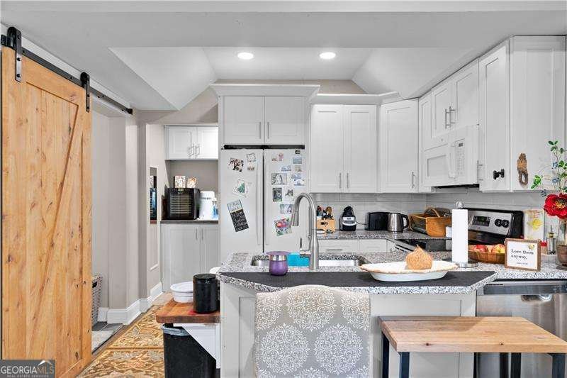 3547 Reavis Mountain Road Ball Ground - 34