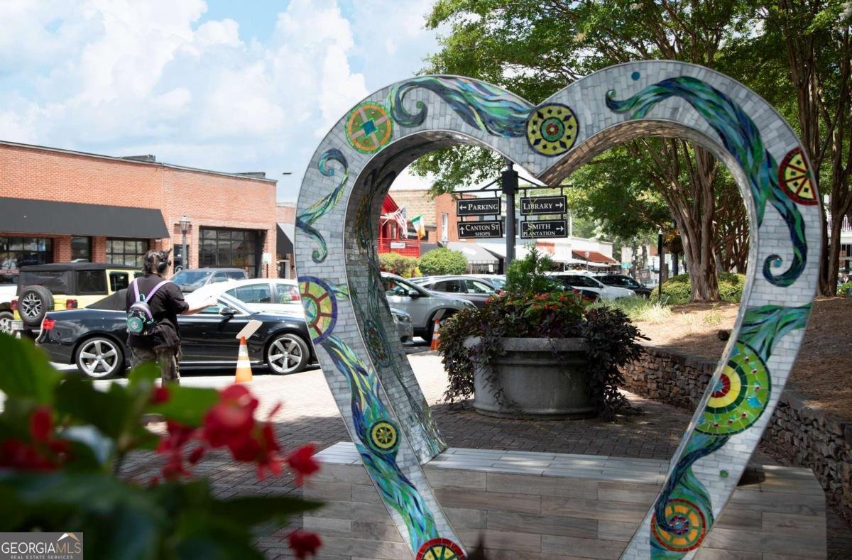 121 Bridgecrest Road Roswell - 4