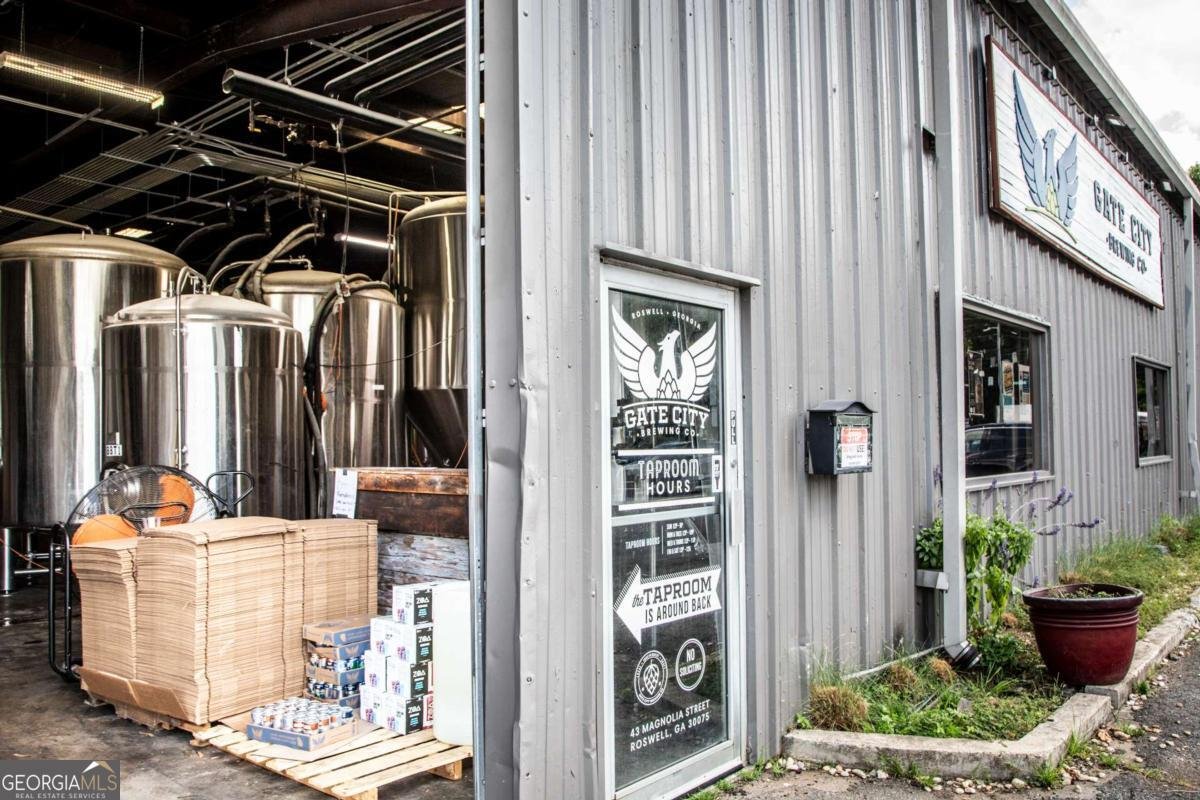 121 Bridgecrest Road Roswell - 42