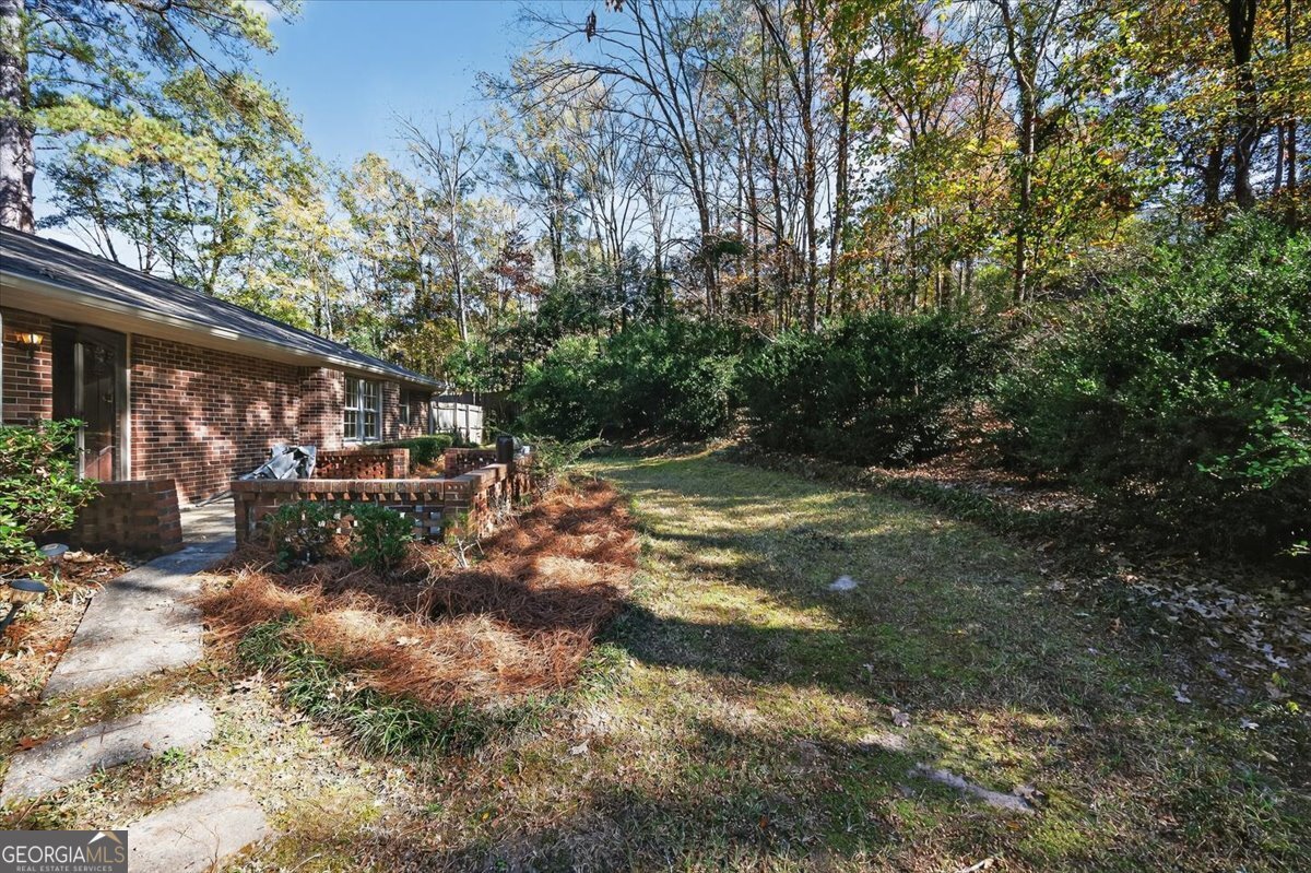 673 Commanche Drive Macon - 17