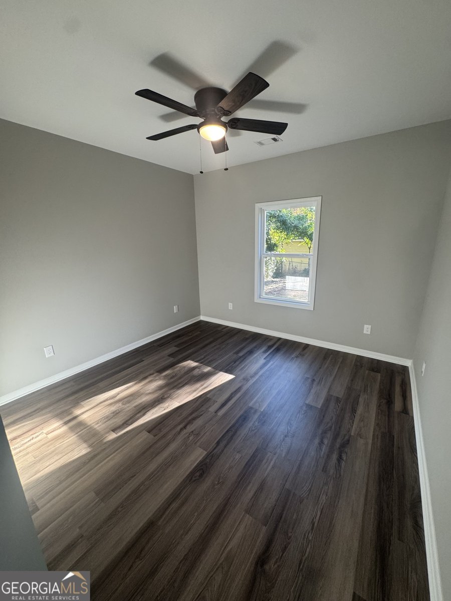 228 Render Street Lagrange - 4