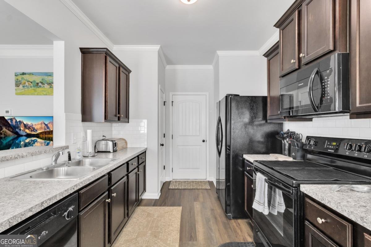 265 Valley Crossing Canton - 1