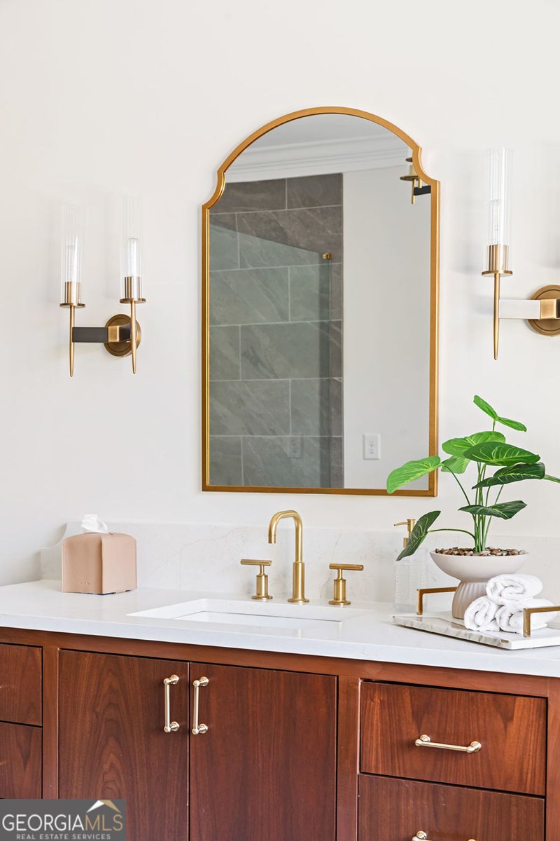 1345 Wesley Parkway Atlanta - 44