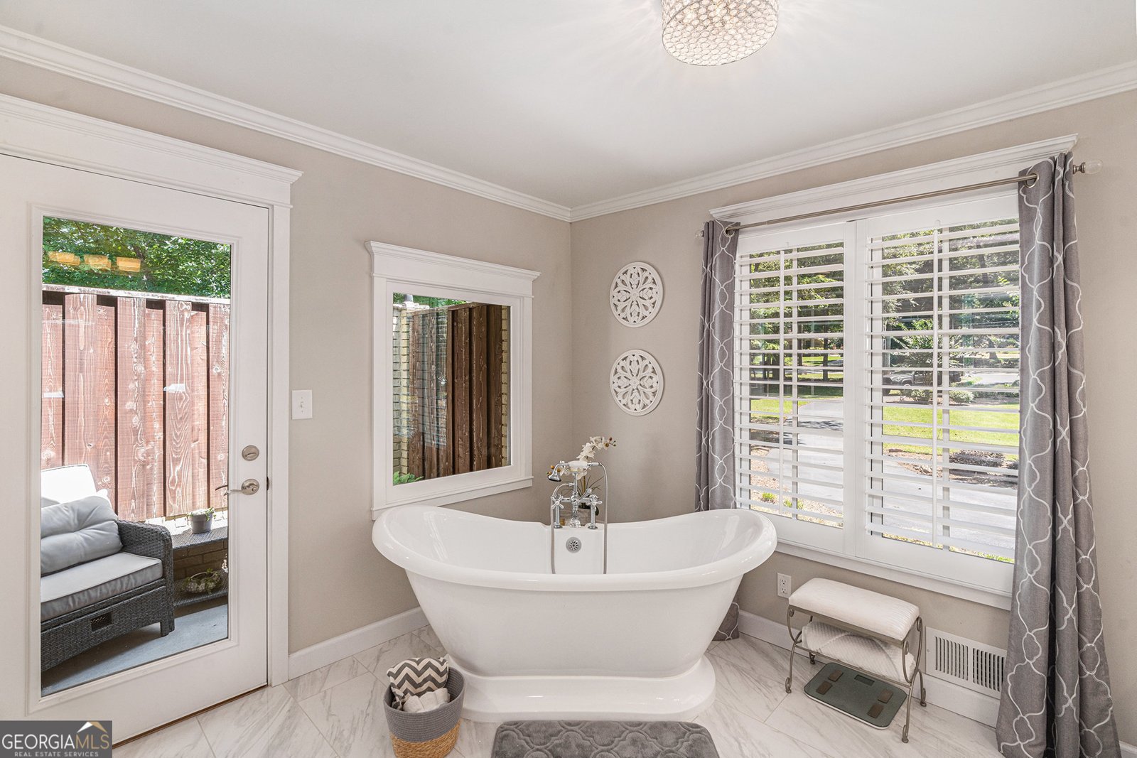 2484 Emerald Drive Jonesboro - 24