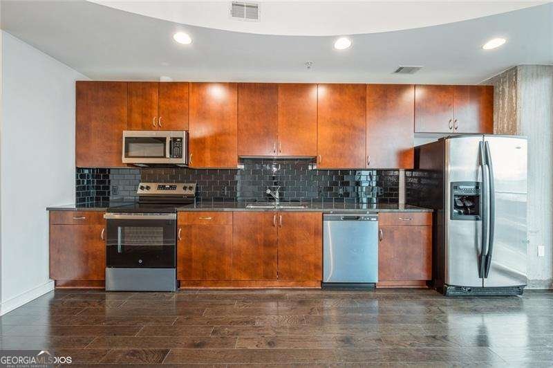 400 Peachtree Street Atlanta - 6