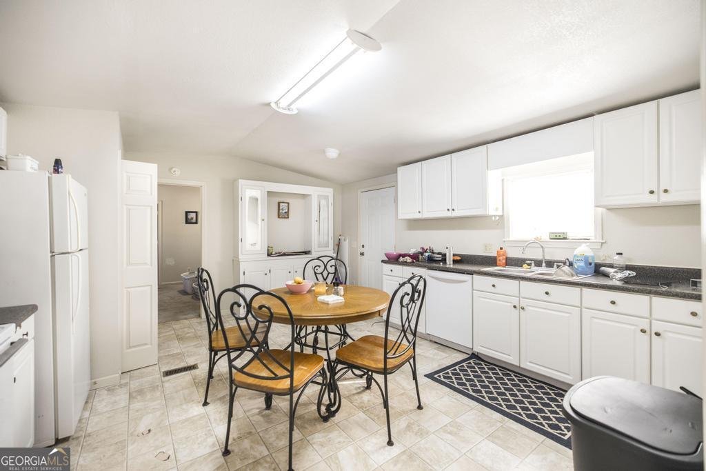 172 Old Eastman Road Cochran - 38