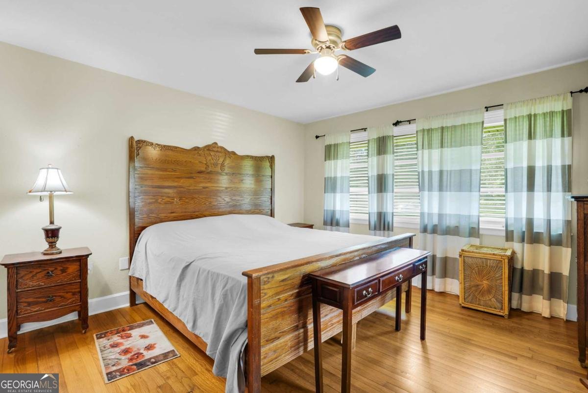 97 Azalea Avenue Garden City - 21