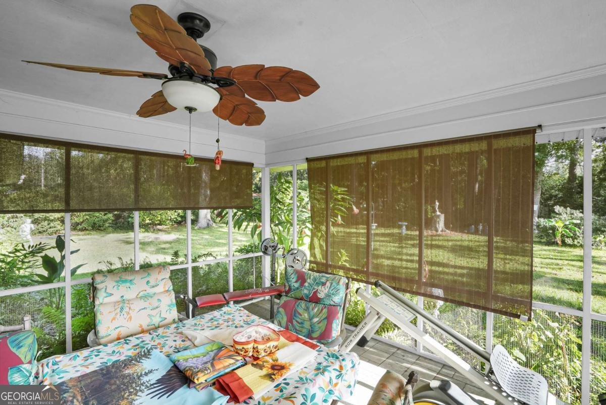 97 Azalea Avenue Garden City - 23