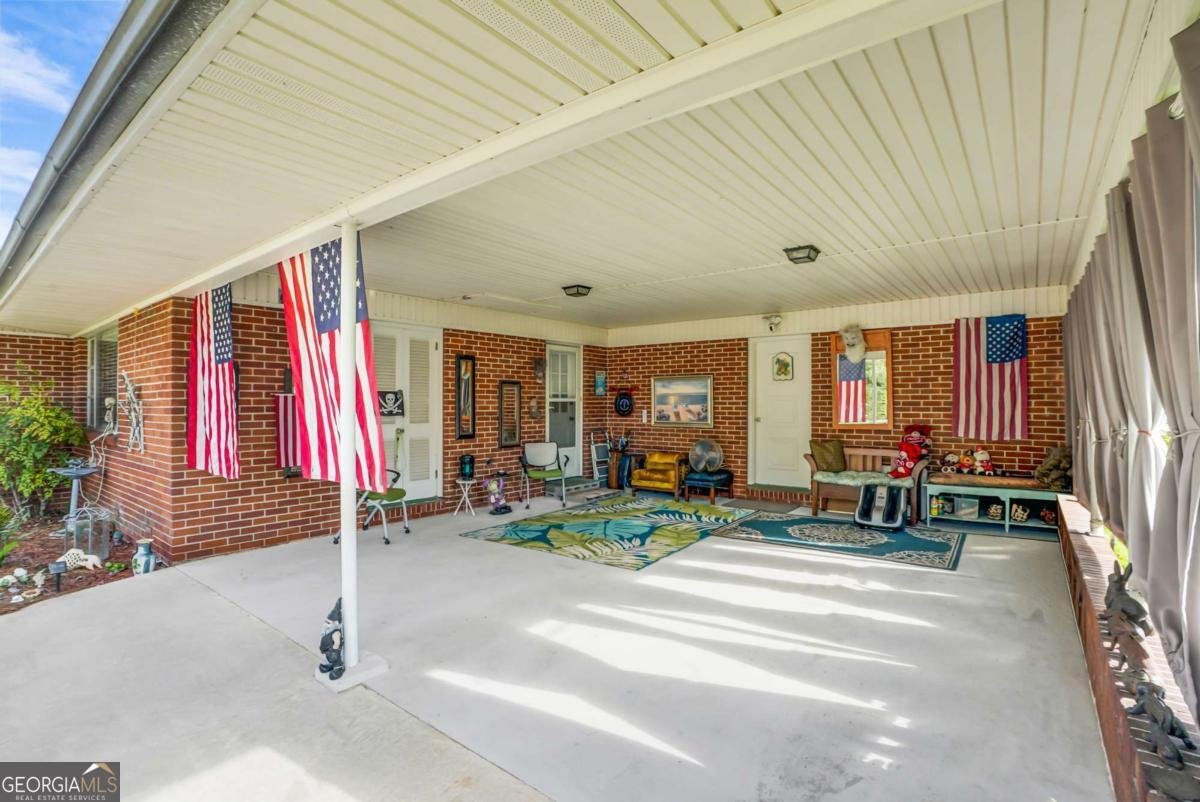 97 Azalea Avenue Garden City - 4