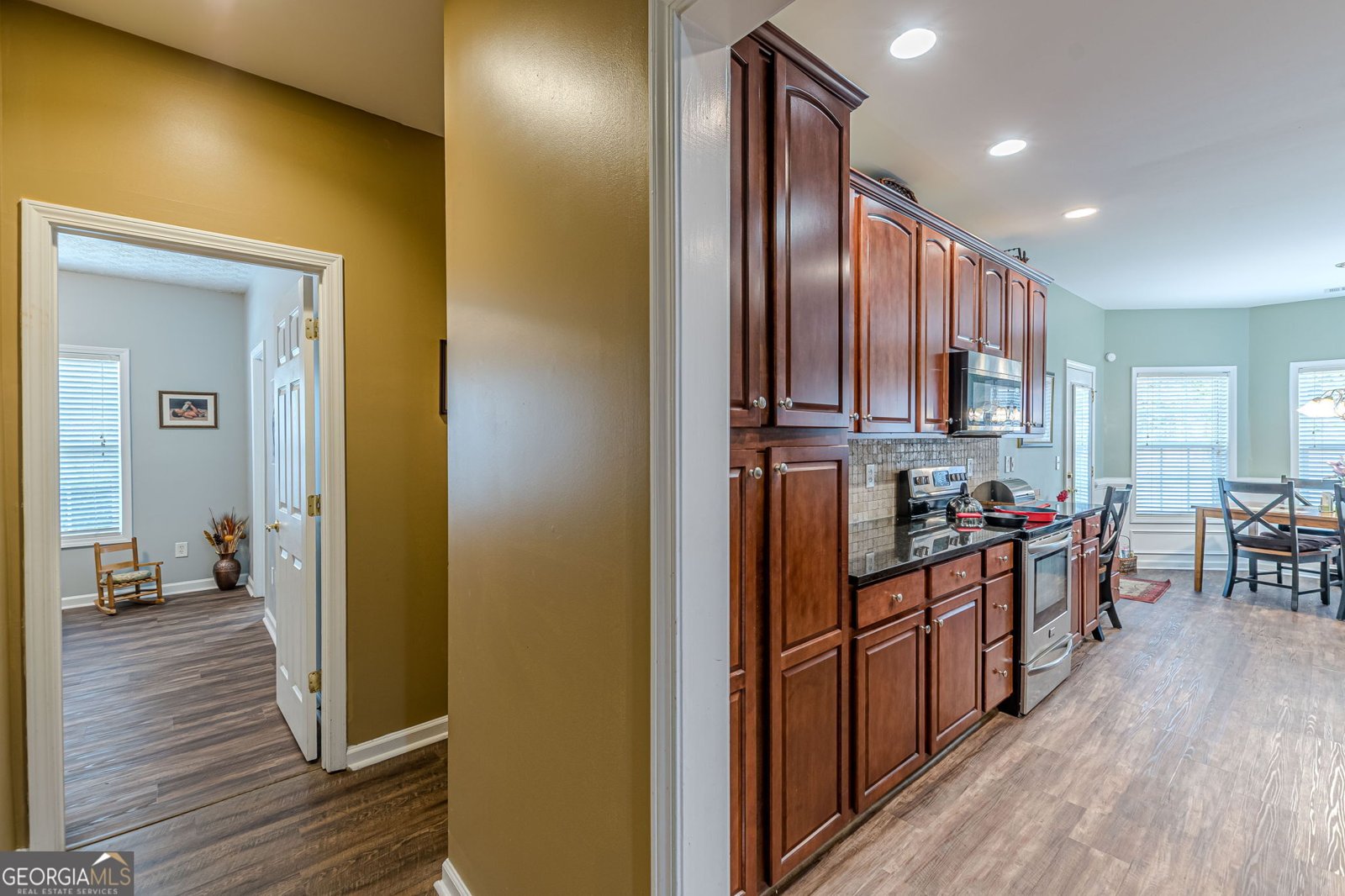 2704 Forest Park Court Conyers - 40