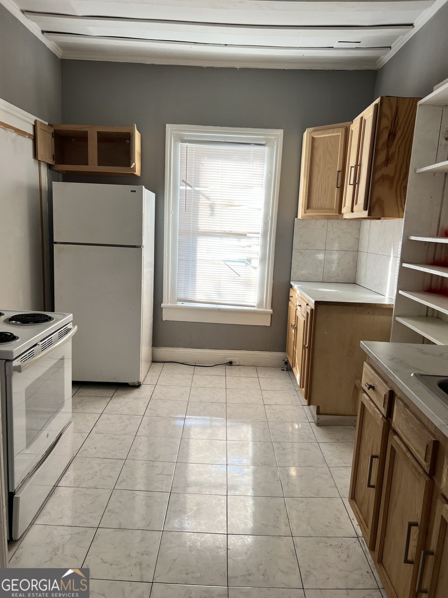 579 Charles Street Macon - 11