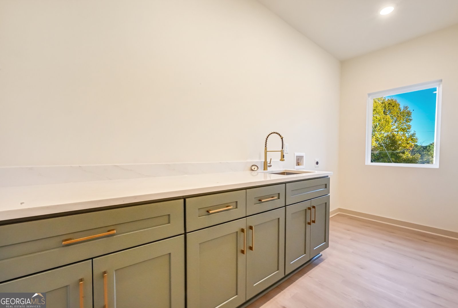 4325 HAYNES Circle Snellville - 33