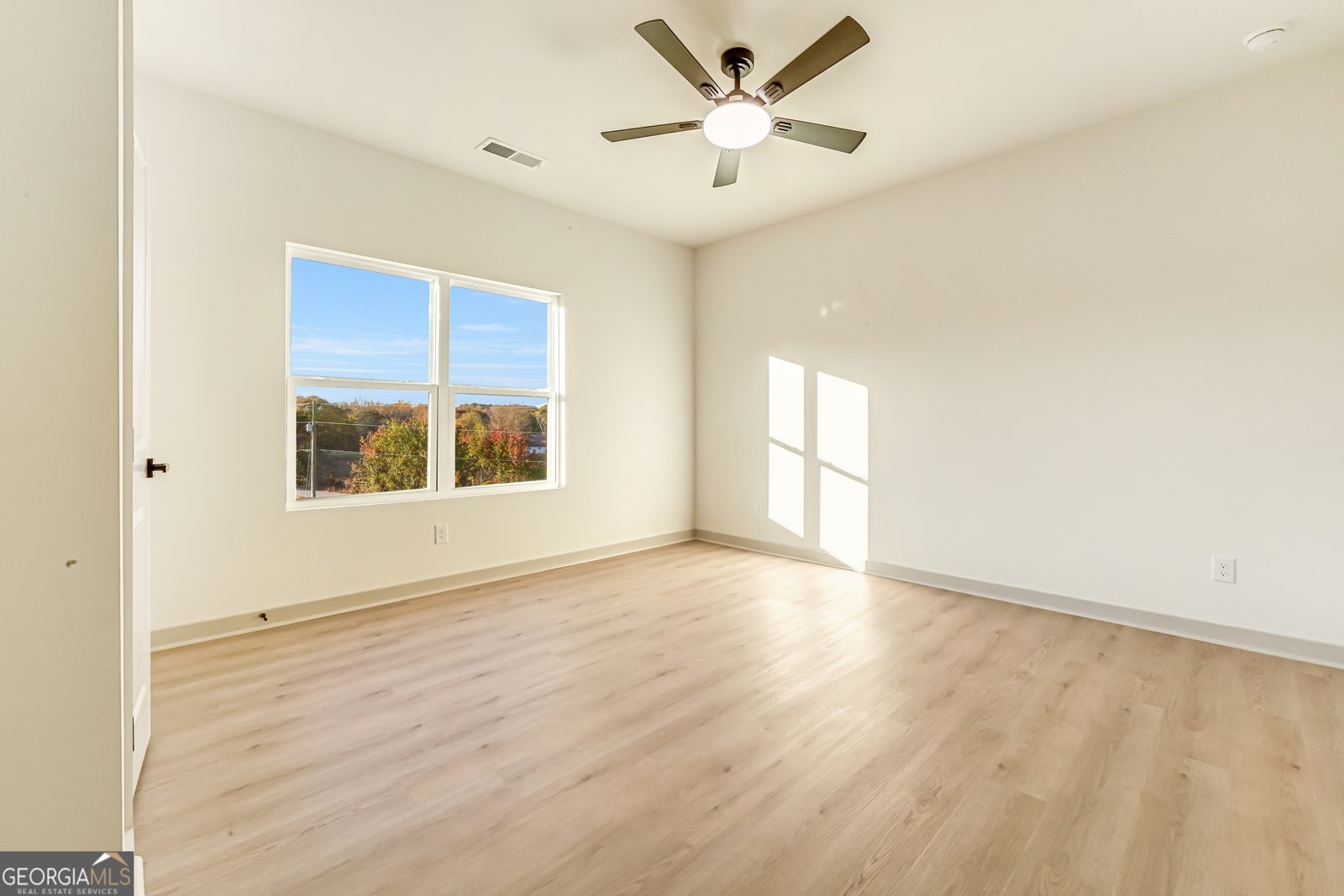 4325 HAYNES Circle Snellville - 34