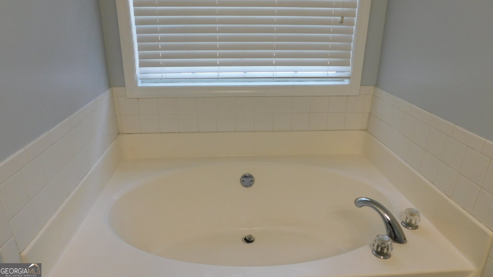 425 Berkshire Drive Covington - 27