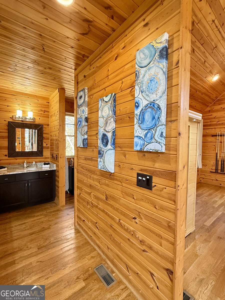 265 Maple Ridge Drive Cleveland - 21