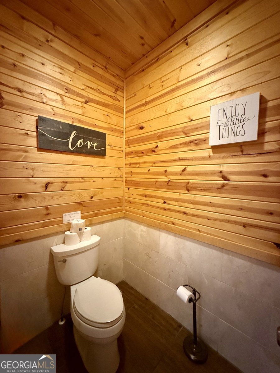 265 Maple Ridge Drive Cleveland - 24