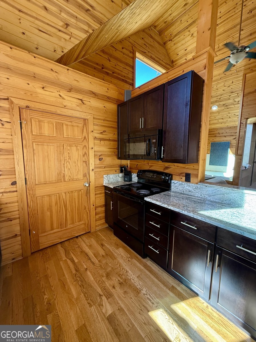 265 Maple Ridge Drive Cleveland - 31