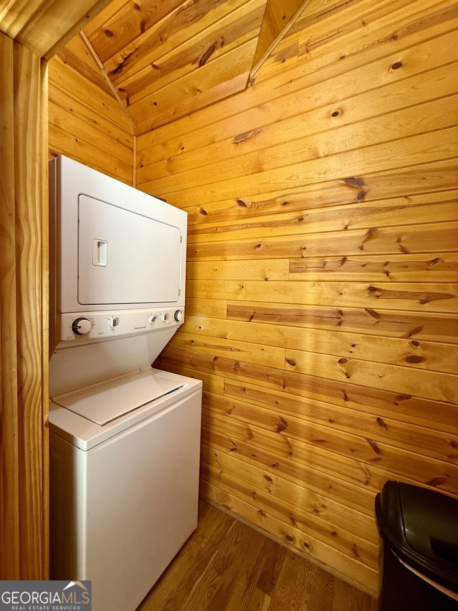 265 Maple Ridge Drive Cleveland - 33