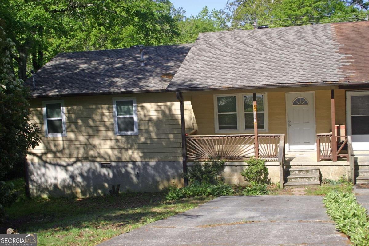 6694 Young Court Douglasville - main photo