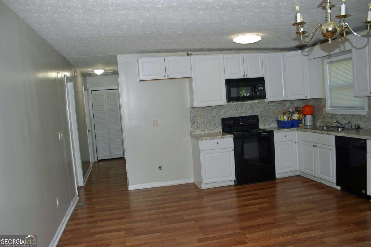 6694 Young Court Douglasville - 7