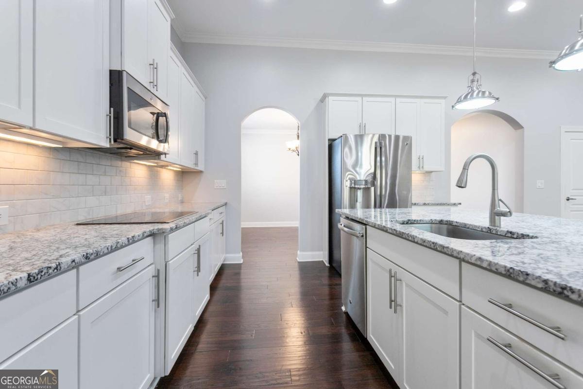 330 La Perla Drive Sugar Hill - 13