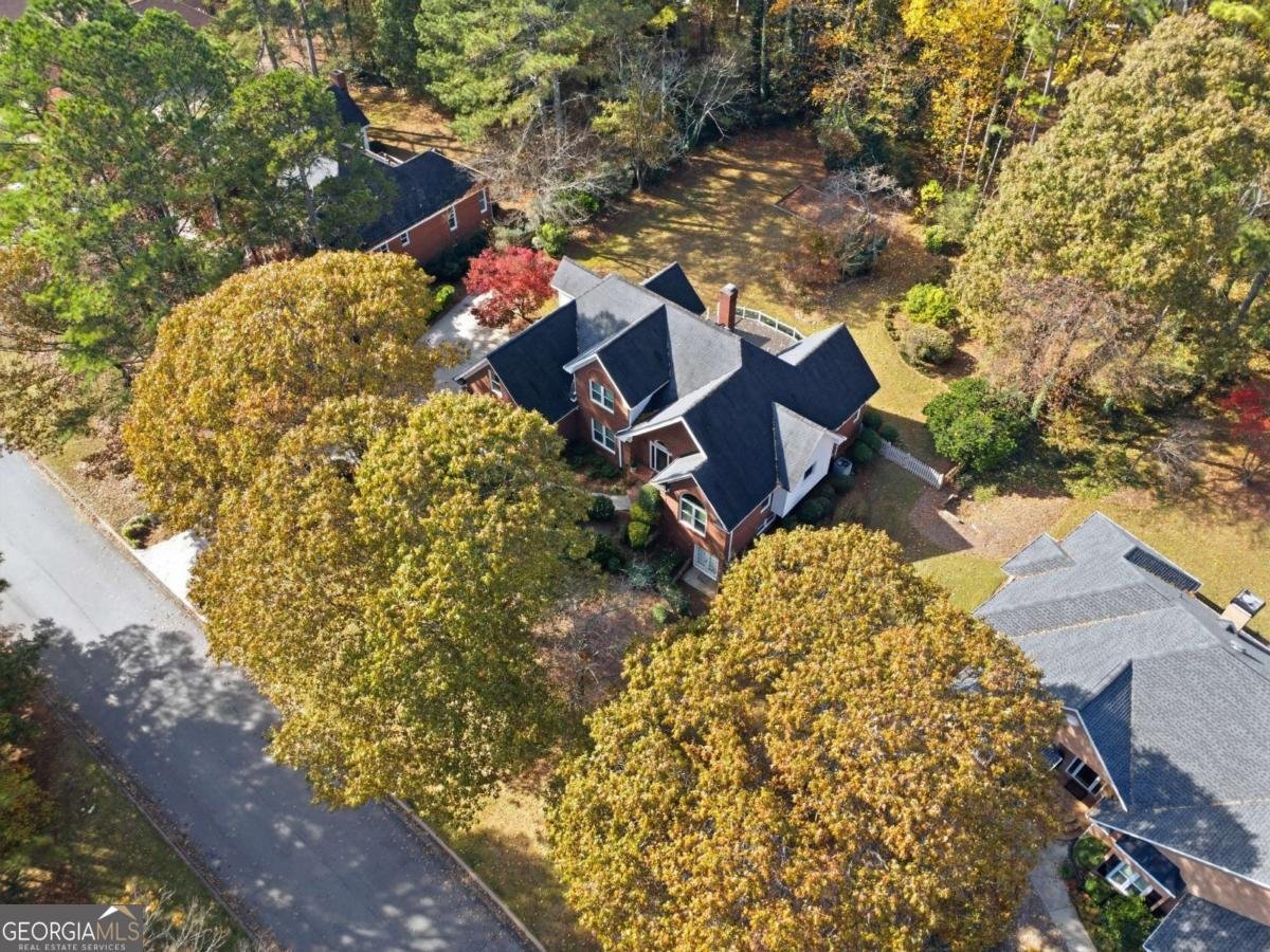 1520 NATCHEZ Way Grayson - 35