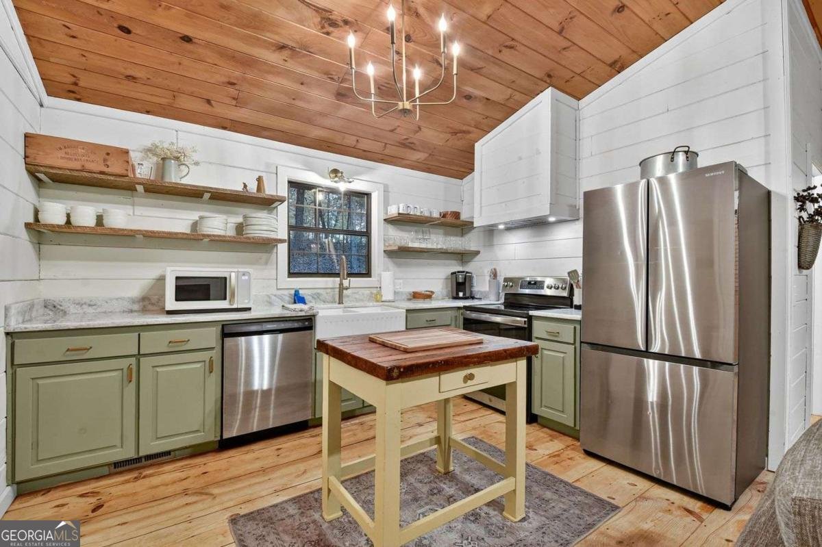 50 Lakeview Drive Cherry Log - 14