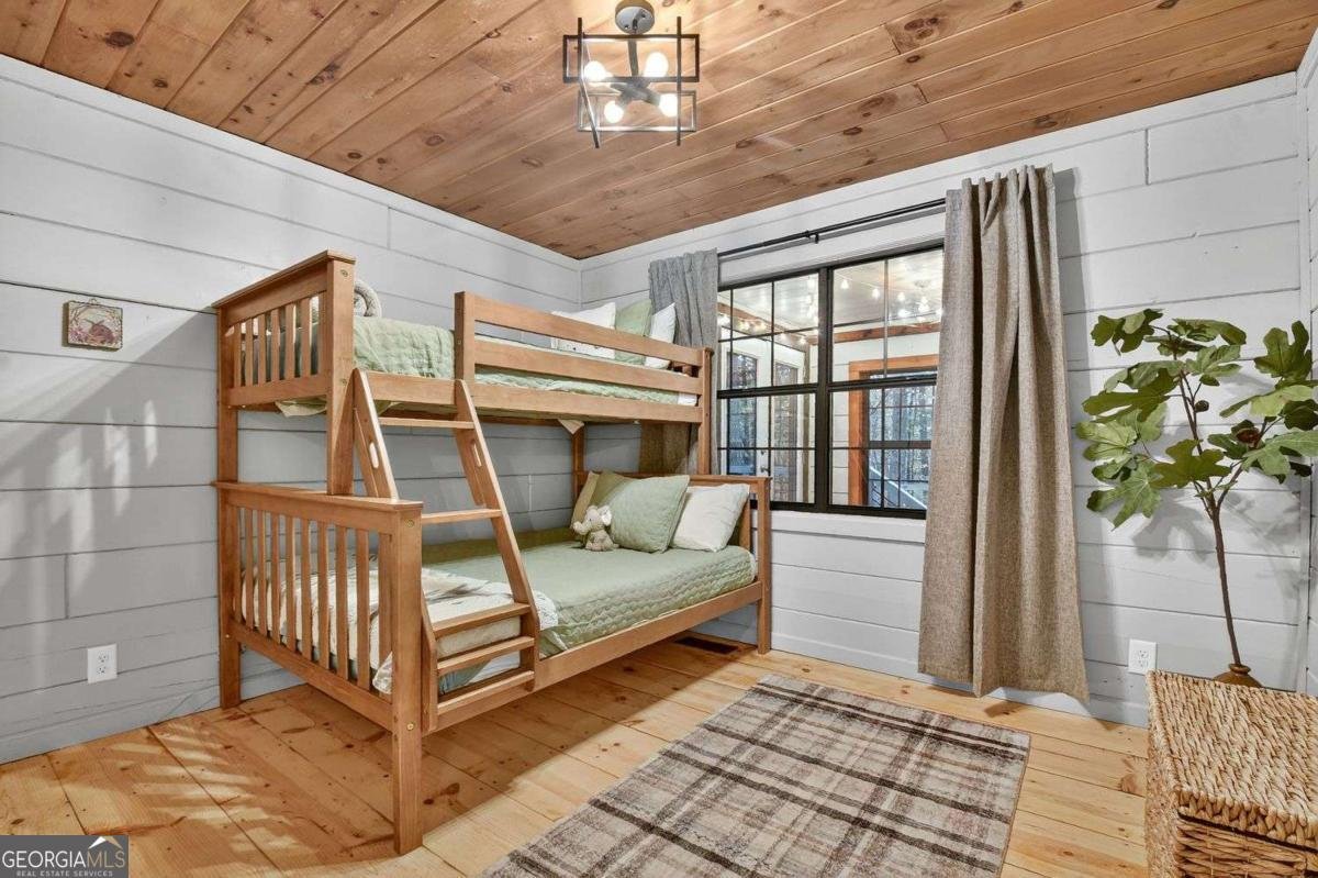 50 Lakeview Drive Cherry Log - 23